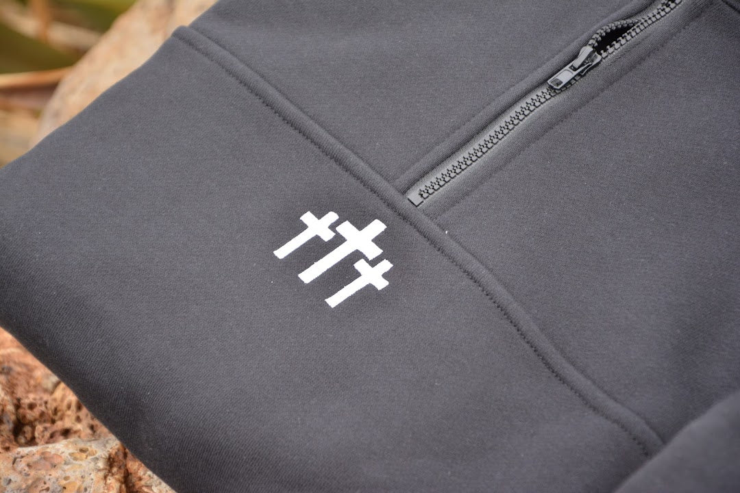 CROSS QUARTER ZIP